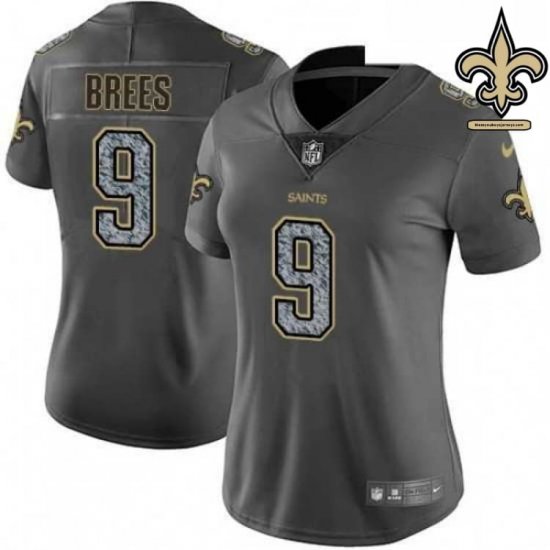 Brees #9 Legendary Player Collection - New Orleans Saints Sir Saint Super Bowl Bound